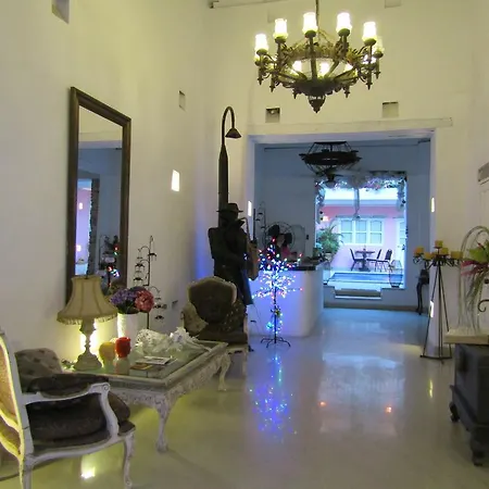 Casa Real Hotel